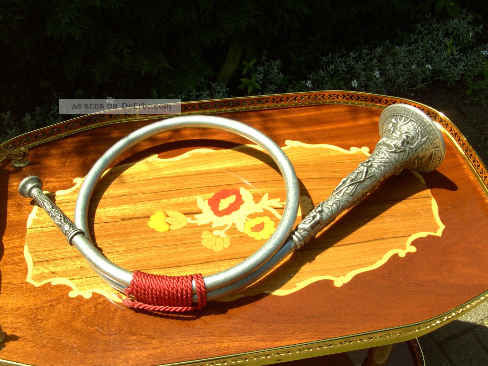 Verziertes Jagdhorn Aus Zinn/metall 55cm X 30cm Blasintrument