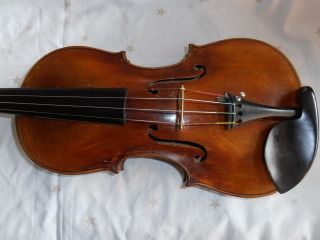 Schöne Alte Geige Mit Zettel Bild