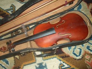 Alte Geige Mit 2 Bögen Für Bastler Zum Restaurieren Bild