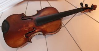 Alte Geige/violine Gewölbter Körper Zum Herrichten Bild