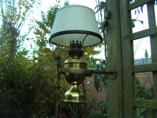 Schiffslampe/kajütlampe Mit Kardanischer Aufhängung Petroleumlampe/wandlampe Bild