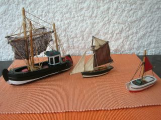 Schiffsmodelle,  3 Stück,  Verschiedene Größen Bild