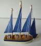 2 Kleine Schiffsmodelle,  Maritime Dekoration,  Holz Handbemalt,  Je Ca.  13 Cm Lang Maritime Dekoration Bild 2