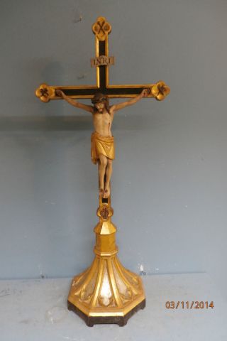 Gotisches Kreuz Mit Christus,  Corpus Mit Marterwerkzeugen Um 1850 Bild