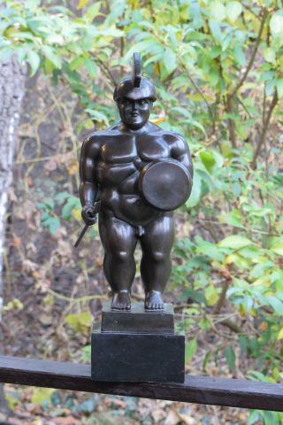 Bronze Skulptur Skulpture Figur ’el Guerrero ' Krieger Nach Botero Bild