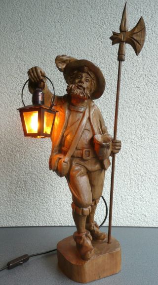 Großer Geschnitzter Nachtwächter Höhe 62cm Holzfigur Skulptur Holz Figur Laterne Bild
