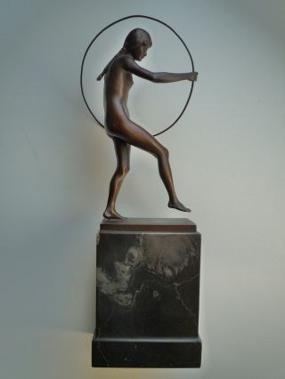 Bronze Skulptur Arthur Lewin - Funcke Reifenspielerin 1905 Bild