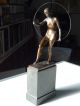 Bronze Skulptur Arthur Lewin - Funcke Reifenspielerin 1905 1900-1949 Bild 7