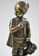 Bronze Figur Auf Marmorsockel:mädchen Mit Teddy,  Signiert Mit Frecourt.  Antik. Bronze Bild 2