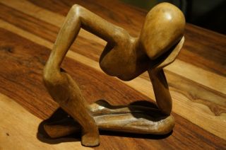 No Body Holz Skulptur Kunst Feng Shui Denker Figur Ohne Bauch Bild