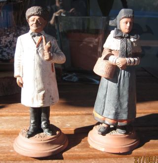 2 Bemalte Tonfiguren In Oesterten Tracht Aus Dem Schaumburger Land Um 1900 - 1920 Bild
