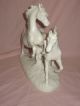 Göbel Große Porzellanfigur In Weis Pferde Wildpferde Nr.  3232 Unbeschädigt Antik Nach Marke & Herkunft Bild 1