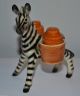 Cortendorf Keramik Zebra Salz Und Pfefferstreuer C1960 / Pferd Horse Menage Nach Form & Funktion Bild 1