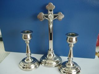 Kruzifix/ Altar Kreuz Mit 2 Sehr Schönen Kerzenhaltern (messing/ Nickel?) Bild