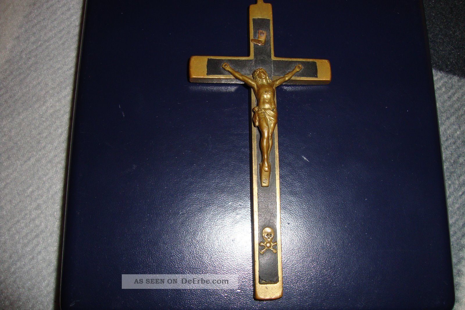 Altes Kreuz Aus Metall,  KÖnnte Messing Sein Skulpturen & Kruzifixe Bild