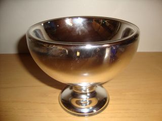 1 Herrliche Fußbecherschale,  Bauersilber - Silberglas,  Mundgeblasen Neuwertig Bild