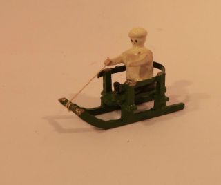 Uralter Schlittenfahrer Mit Schlitten Miniatur Spielzeug Seiffen Erzgebirge 1910 Bild
