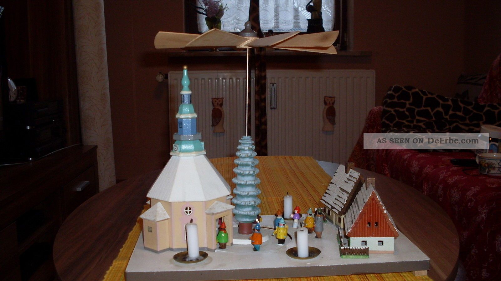 Dachbodenfund,  Alte Weihnachtspyramiede,  Weihnachtsdorf Mit Kirche,  Ddr,  Pyramid Objekte nach 1945 Bild