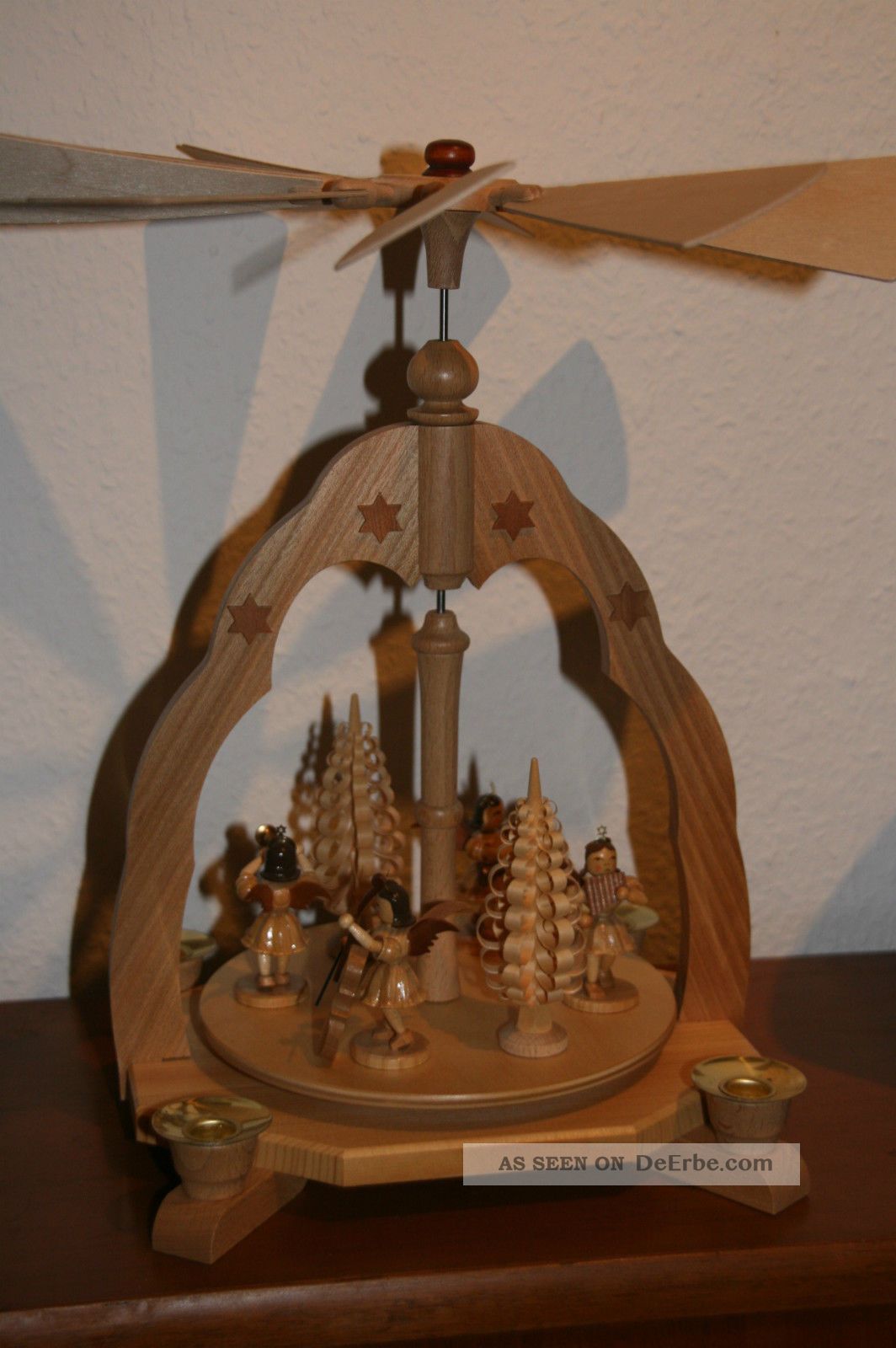 Weihnachtspyramide Erzgebirge 4 Kerzen Holz Geschnitzt Weihnacht Pyramide Objekte nach 1945 Bild