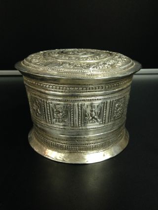 Antike,  Seltene,  Chinesische Dose Aus Silber,  Ca.  9,  5 Cm,  ⌀ Cs.  13,  5 Cm Bild