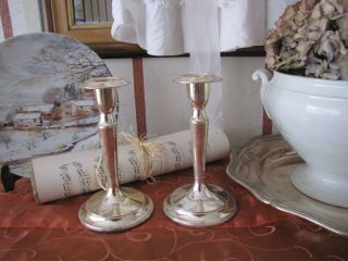 Zwei Alte Kerzenhalter Kandelaber Kerzenständer Metall Versilbert Deko Shabby Bild