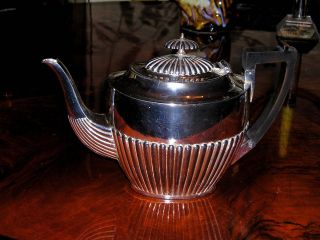 900 - Er Silber Teekanne Im Englischen Stil Bild