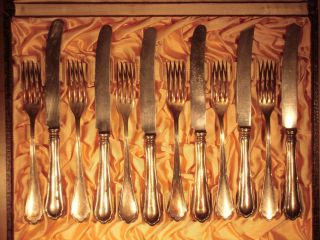 Altes Besteck,  800 Silber,  6 Messer,  6 Gabeln,  Im Besteckkasten, Bild