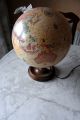 Beleuchtete Scan Globe - - Fuß Aus Holz Und Leselupe (durchmesser 30 Cm) 1980 Wissenschaftliche Instrumente Bild 1