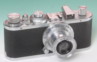 Leitz Leica Standard (e) N°141805 Elmar 3,  5/5cm N°187273 Vukanit Bezug Bild