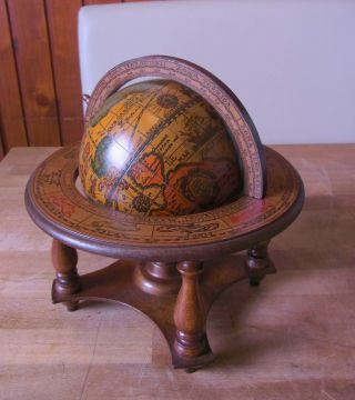 Dekorativer Antik - Globus Mit Ständer Sternzeichen Globus Tischglobus Bild