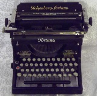 Eine Alte Stolzenberg Fortuna Schreibmaschine /aus Stuttgart Bild