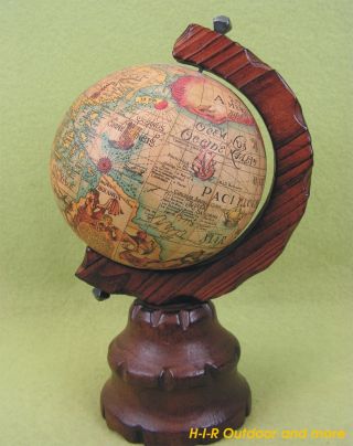 Interessanter älterer Globus Antik Stil Geschnitzter Holz Sockel Vintage Bild
