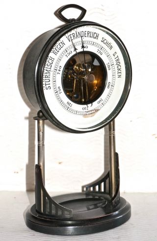 Altes Tisch Barometer Aus Den 1920`er Jahren Bild