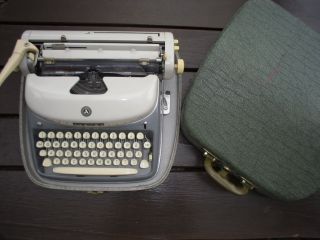 Schreibmaschine Alpina Antik Bild