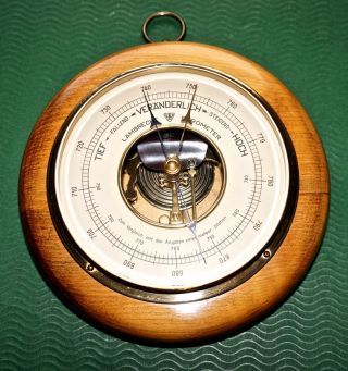 Altes Lambrecht Barometer Bild