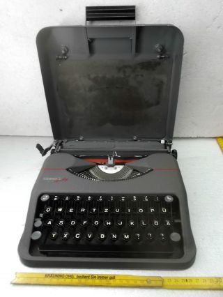 Schreibmaschine/reiseschreibmaschine; Org.  Hermes - Baby; Switzerland; Koffer Bild