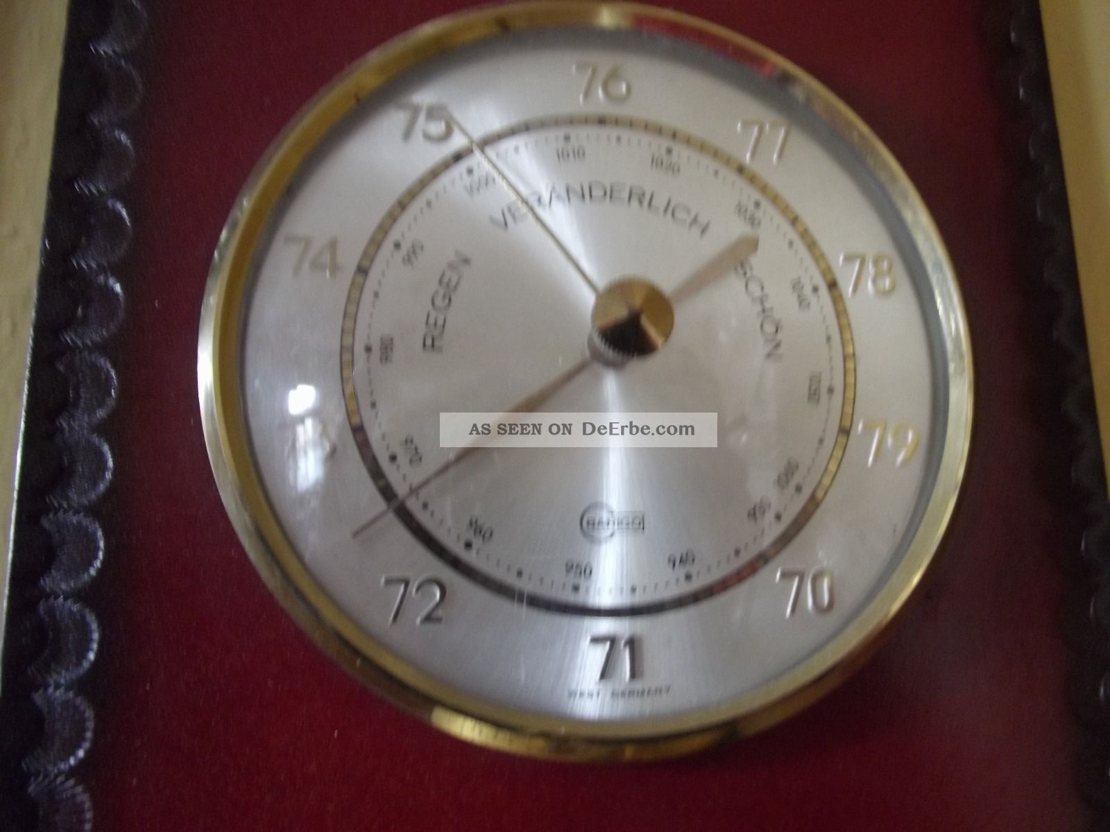 Wetterstation, Bestehend Aus Barometer, Hygrometer Und Thermometer