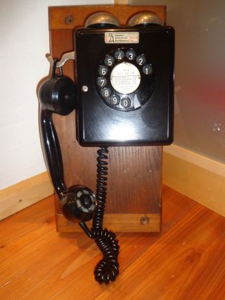 Altes Wandtelefon Ptt Modell 50 Aus Der Schweiz Bj.  Ca 1950 Bild