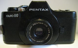 Eine Kleine Fotokamera Der Marke Pentax 