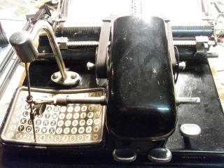 Einzeiger - Schreibmaschine Bild