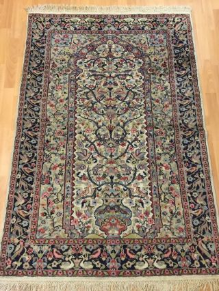 Orientteppich,  Pers.  Teppich,  Rug,  Wandteppich Mit Viel Seide 180x123 Bild