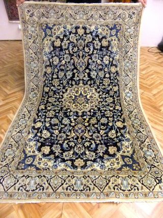Orientteppich Teppich Königlicher Teppich Mit Viel Seide 205x120 Wunderschön Bild