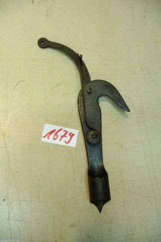 Nr.  1679.  Altes Werkzeug Old Farm Tool Bild