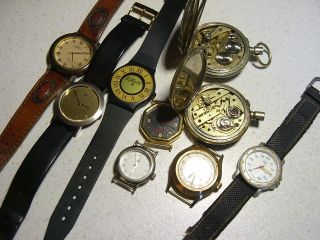 Taschenuhren,  Armbanduhren Und 2 Wecker - Bild