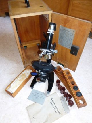 Mikroskop Monokular Von 1941 Mit Kiste Und Zubehör Bild