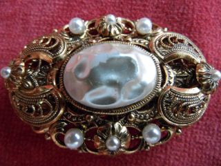 Alte Modeschmuckbrosche Mit Silbernen Perlen Brosche Vintage Sammelwürdig Rar Bild