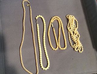 4 Alte Perlenketten.  Eine Sehr Lang.  Kunstperlen Bild