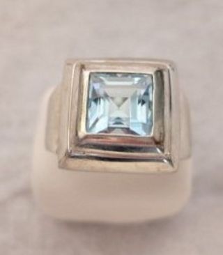 Sehr Schöner Art Deco Ring Mit Einem Aquamarin? Bild