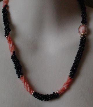 Kette Collier Engelshaut Korallen Onyx Korallenkette Schwarze Perlen Kette Bild