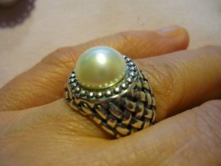 Schöner Ring Mit.  Perlen Aus 925 Silber. Bild